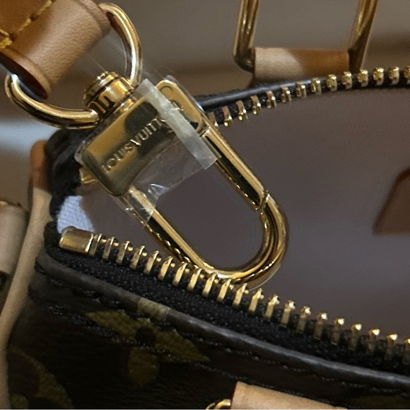 Louis Vuitton M15330 Nano Speedy - Picture 10 of 12